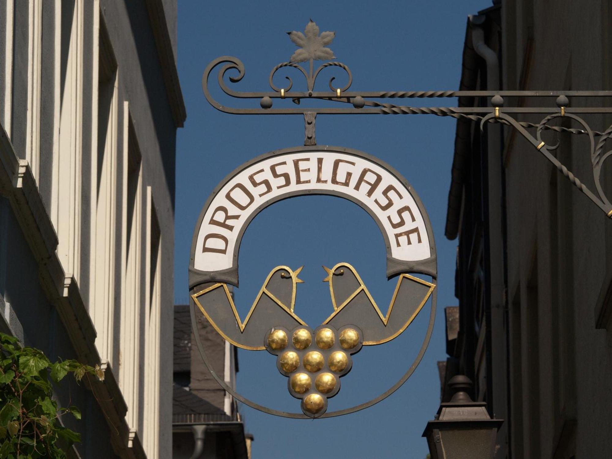 Hotel Trapp Rüdesheim nad Renem Zewnętrze zdjęcie